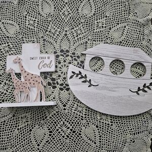 Wooden Nursery Wall Decor Set - Giraffe Cross & Ark